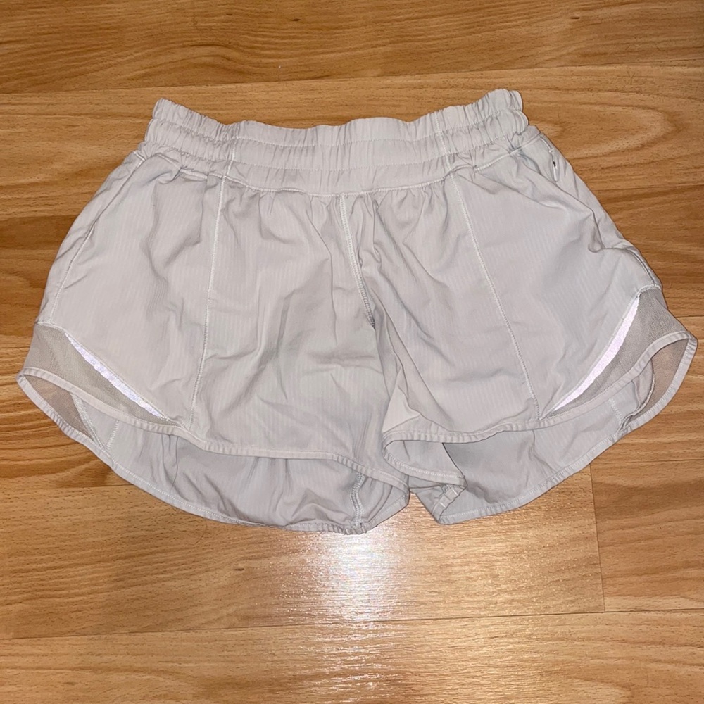 lulu shorts size 4
